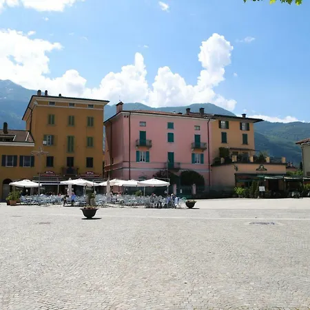 Casa Giardino Sulla Baia Colico