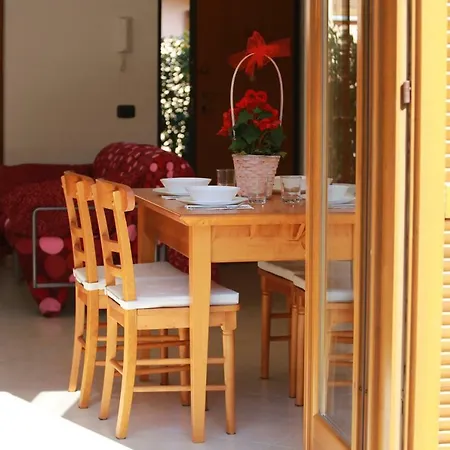 Casa Giardino Sulla Baia Colico