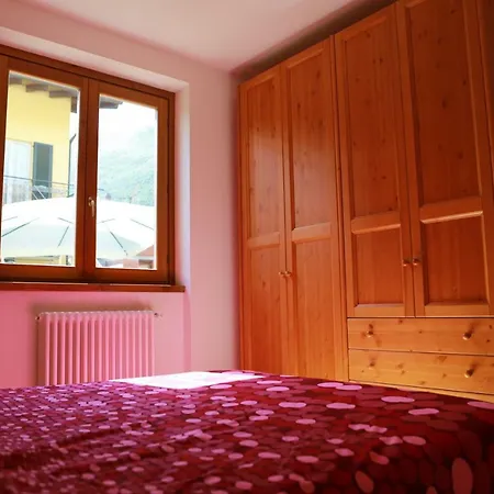Appartamento Casa Giardino Sulla Baia Colico